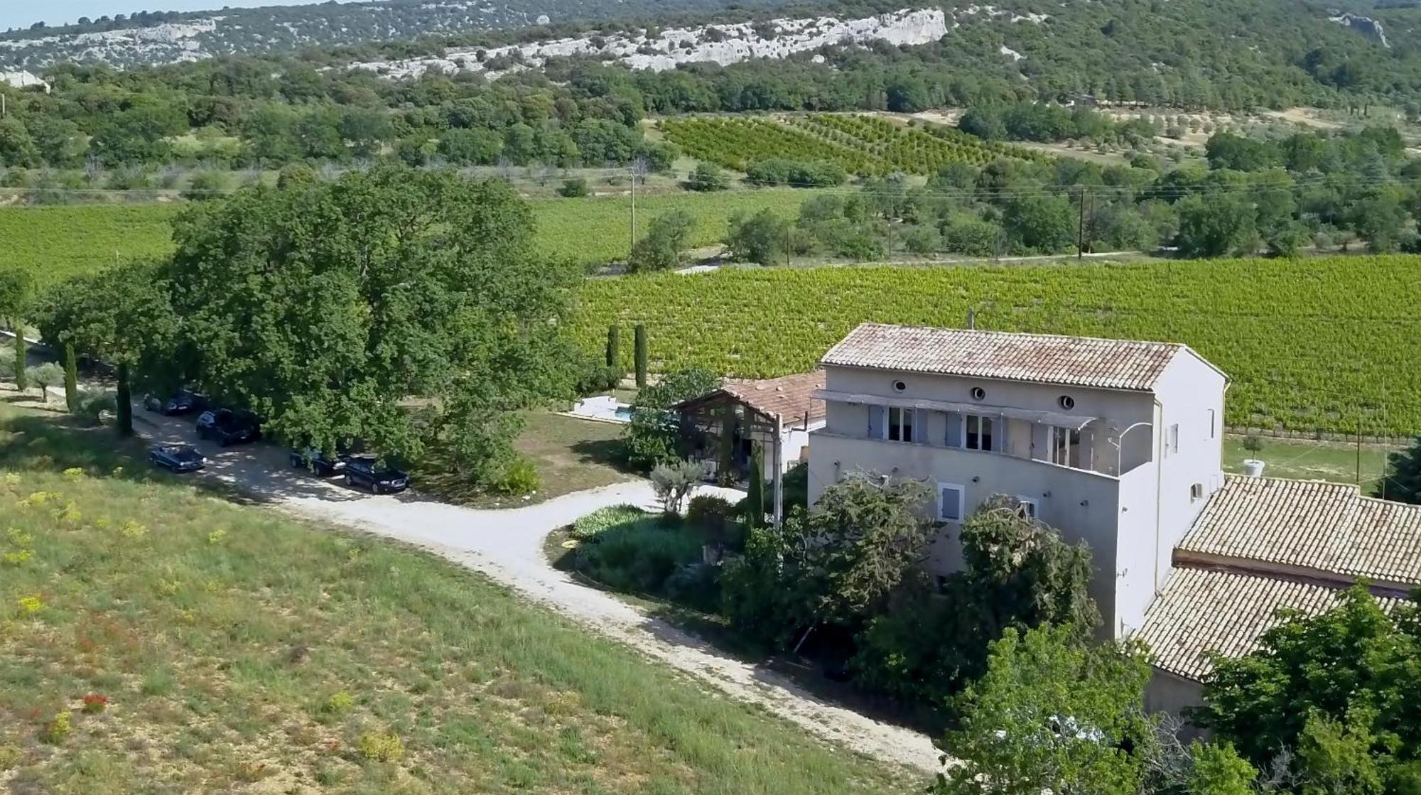 La Fontaine Des Noyers Villa Сен-Сатюрнен-д'Апт Екстериор снимка